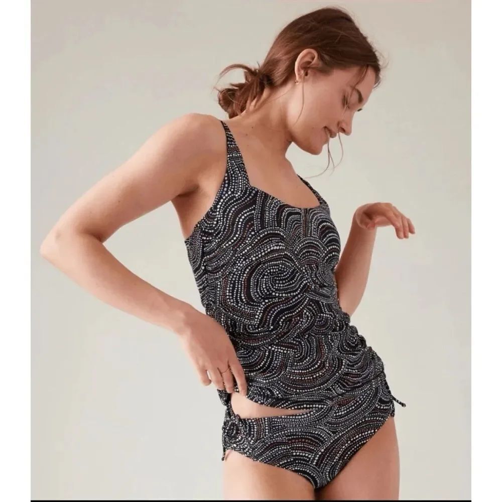 ATHLETA Square Neck Bra Cup Tankini Top Riche Abstract Black Size 34B/C NWT